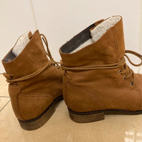 HIBOU Faux Suede Brown Ankle Boots - Picture 5 of 8